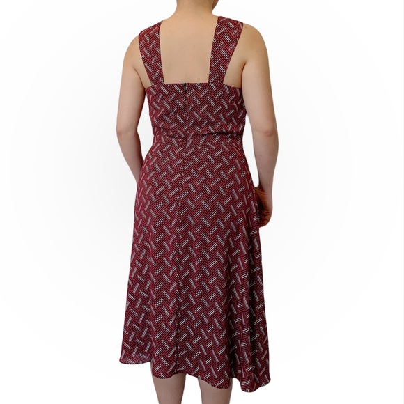 BANANA REPUBLIC MIDI FIT AND FLARE DRESS SIZE XS - Picture 3 of 3